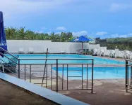 Acacia Country Inn - piscina
