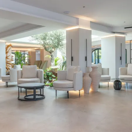 Valentin Somni Hotel & Suites