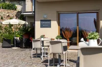 Residence La Corte Danese Hotel a Torri del Benaco