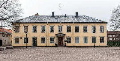 Stadshotellet Hedemora Hotels near Skedvi Bröd AB