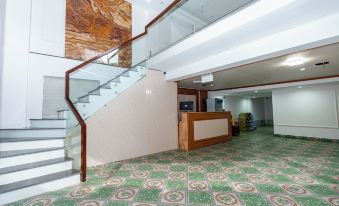 Light Hotel Ha Noi