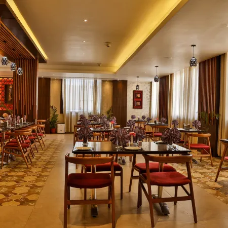 Hotel Niladri Premium