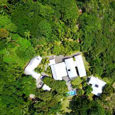 Red Coconut Self-Catering Hotel Exterior