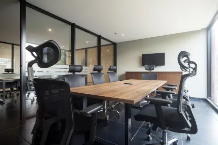 Taj 97 Отели рядом с достопримечательностью «Carrera 7»