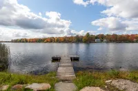Lakefront Retreat - Cozy Fireplace, Lake View, Dock & Kayaks