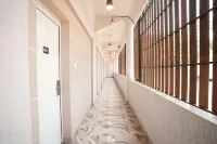 Vihara Inn Hotels in Dhekale