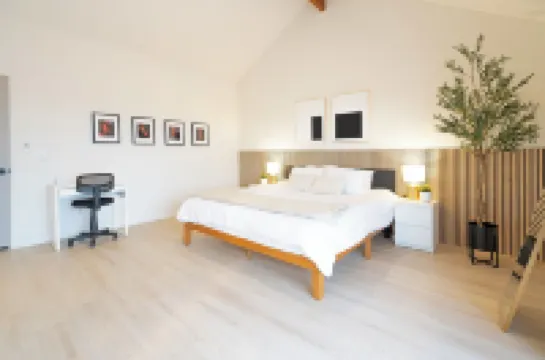 Stunning Sunrise to Sunset Views! One Acre Property