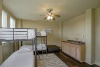 New For 2025 - Waterfront Bayou Retreat: 25 Min to NOLA.