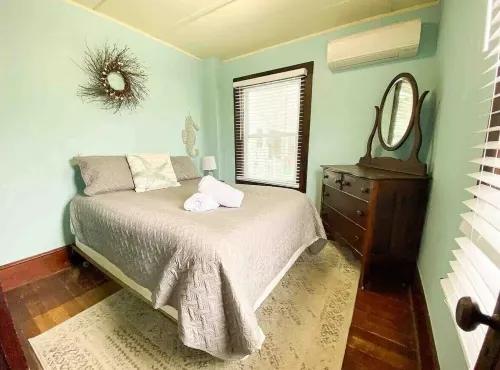 The Rose Cottage, Charming Old Orchard Beach Cottage 25 Steps to Beach