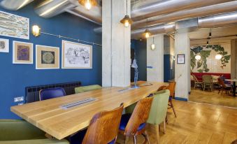 Sleek Student Studio in Prime London Location