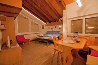 Haus Bodmen A, Studio Riffelsee - Condos