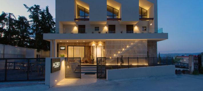 Acro Upscale Residences Hotele w: Corinthia