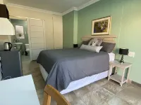 Protea Guesthouse - Pensions