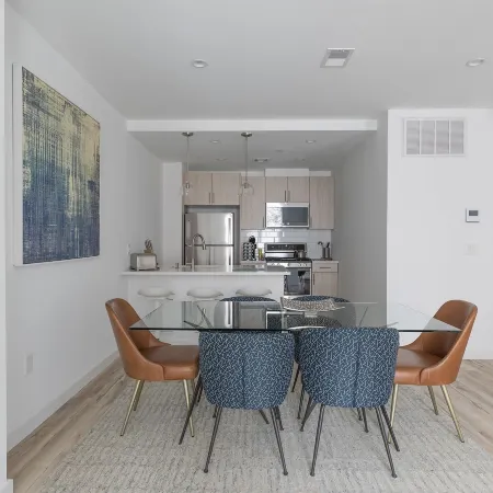 Stylish 3Br Retreat w Private Deck Near NYC Отели рядом с достопримечательностью «Washington St»