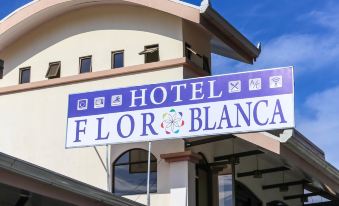 Hotel Flor Blanca