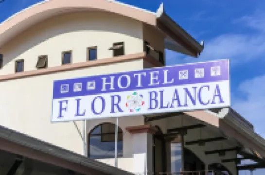 Hotel Flor Blanca