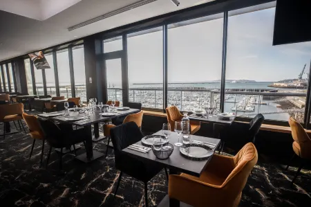 Le Barracuda & Spa, Centre Port, Pieds Dans l'Eau, Vue Mer