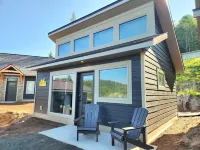 Explore Munising Alger Falls Hotels in Grand Island Township