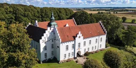 Rønnes Hotel Отели в г. Fjerritslev