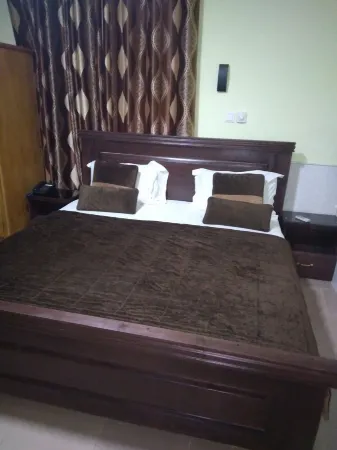 Krobia Executive Lodge