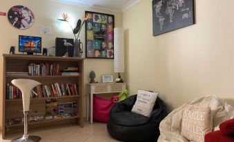 Blue Moon GuestHouse