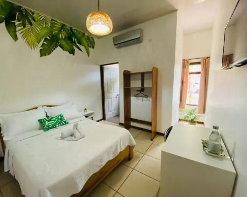 Ukinca Hostel Hotels in Osa