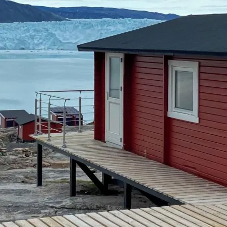 Eqi Glacier Lodge - World of Greenland