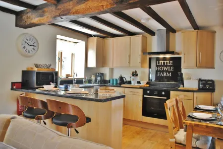 The  Granary, Little Howle Farm. Luxury Holiday Cottages near Ross on Wye