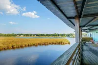 Boathouse Hotels in Ocean Springs