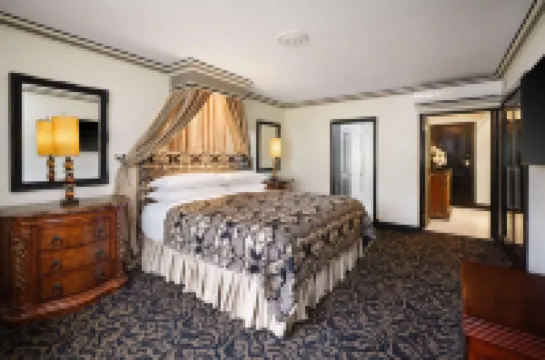 Terra Nova All Suite Hotel キングストンのホテル