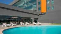 Real Inn Nuevo Laredo - Swimmingpools