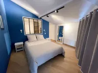 Seafront apartment on the Marina de Cassy Hotels in Lanton