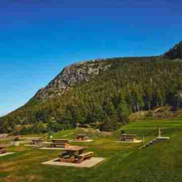 Cozy basement apartment suite, beautiful Paradise! Others