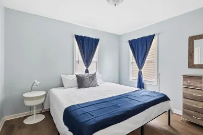 Cozy Ranch 15 Min to Raleigh Downtown and 15 to Fuquay-Varina Downtown Hotels near Wake Christian Academy