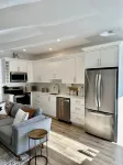 Cozy 1 Bedroom Apartment Downtown Dartmouth