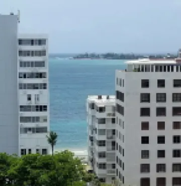 GORGEOUS 2BD/2 BATH ON THE BEACH! DESIGNER APT.LUX! BEST LOCATION.