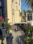 Cherwood Guest House - parking