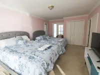 Beautiful 2 bed, 2 bath condo on St Clair River in Marysville, MI - U1 Hotels in Marysville