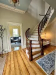Charming Victorian Estate with AC, WiFi with water views in East Boothbay