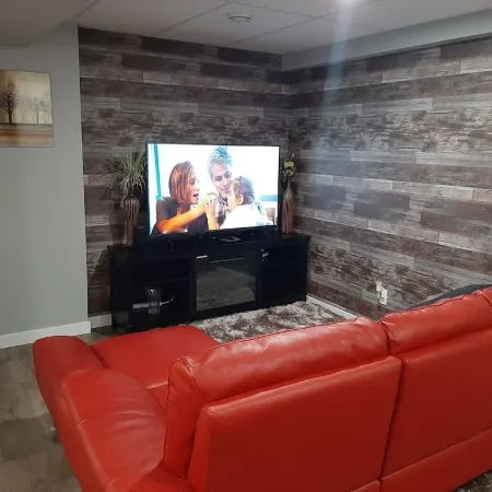 Cozy Home away from Home in a Basement with a separate entrance