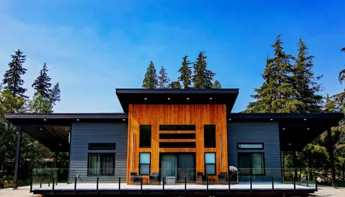 Blueberry Studio Suite1 Bedroom executive studio in the heart of Kitimat BC