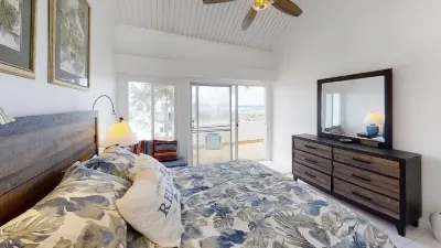 Palms Trees & Oceanfront Condo: FAB Reviews -So Cozy  2BD-2Bath,Deck,Pool & WiFi