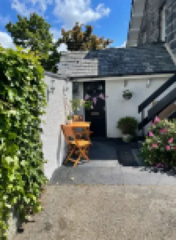 LOVELY 2 BED APARTMENT PORTHMADOG HARBOURSIDE FANTASTIC VIEWS