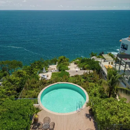 Oceanfront Luxury with Private Pool in Puerto Escondido