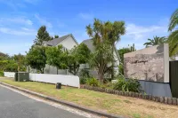 Sandy Jandal Cottage 3-5 bed with Annex - Russell Cottages Collection