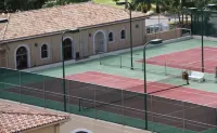 Porto Cupecoy : Spacious 2 BRS condo on Porto Cupecoy Marina