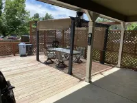 Spacious 5 bedroom house minutes from Red Rocks Hotels in Ken Caryl