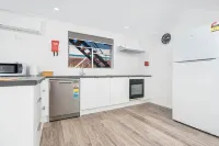 2 Bedroom Unit   Central,  5 minutes walk to pristine beaches! Newly renovated