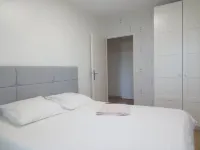 Proche Paris / Fully furnished Apartment 3 bedrooms