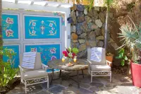 Artistically Designed Home with Huge Ocean Views, Small Dipping Pool and Hot Tub